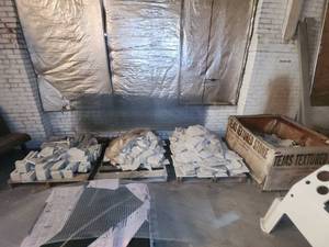 lot 22604 image: Stone Veneer Sheets - Building Material Lot