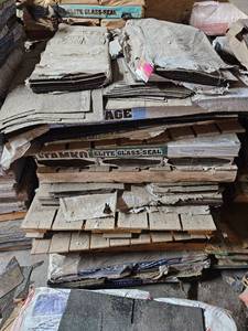 lot 23632 image: Lot Roofing Shingles and Materials Samples Tamko Elite Glass-Seal Age