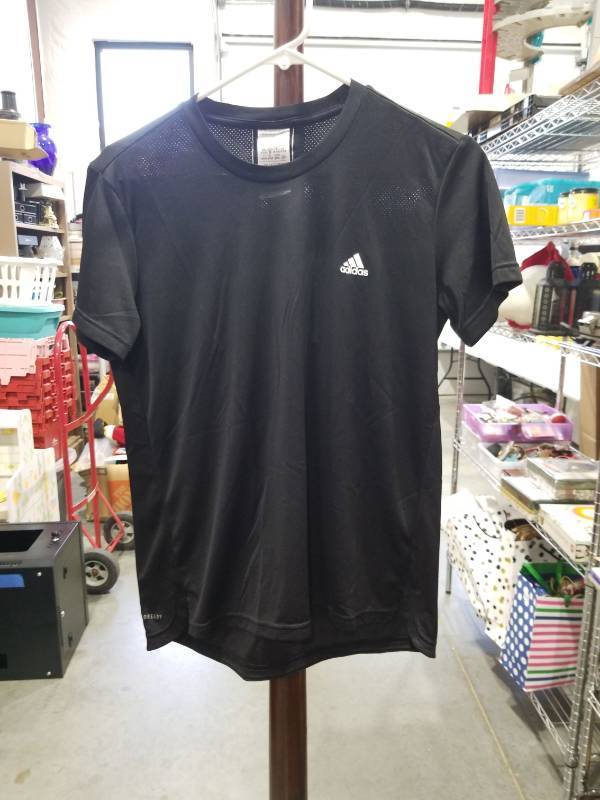 lot 1177 image: Adidas Womens Black Short Sleeve T-Shirt Size M