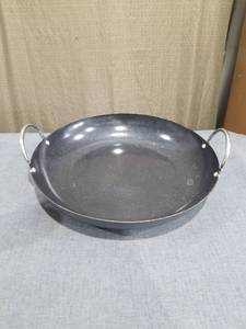 lot 1723 image: Round Cooking Pan with Handles