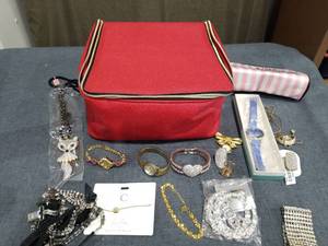 lot 1725 image: Red Cosmetic Bag with Fashion Jewelry Lot