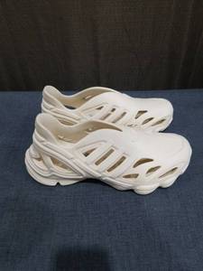 lot 1748 image: Adidas Originals AdiFOM Supernova Wonder Mens Size 6 White Slip On Shoes
