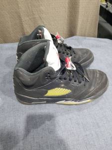 lot 1774 image: Nike Air Jordan 5 Retro Black High Top Basketball Shoes Pair Size 7Y