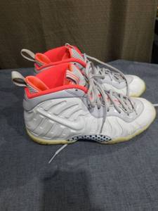 lot 1779 image: NIKE LITTLE POSITE PRO GS - 644792-005 Size 6Y