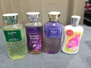 lot 1789 image: Bath & Body Works Body Care Lot 4 Items Gingham Twilight Woods Starlit Night Sweet Pea