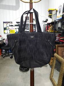 lot 1821 image: Victorias Secret Black Pleated Tote Bag with Handles