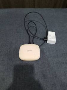 lot 1835 image: Zihnic Wireless Earbuds with Charging Case