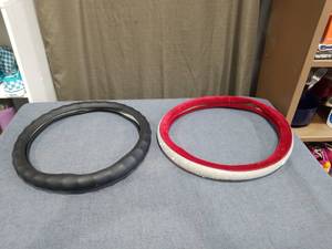 lot 1884 image: Steering Wheel Covers 2-Pack Black and Red