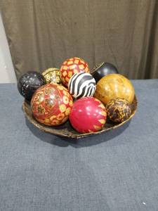 lot 1893 image: Decorative Spheres Set with Bowl
