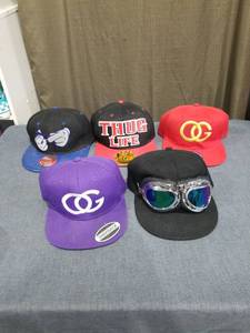 lot 1899 image: 5-Piece Snapback Cap Lot with Embroidered Logos and Goggles