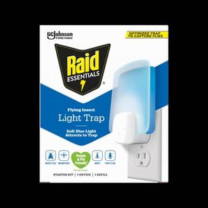 lot 48317 image: Raid Essentials Insect Trap and Lure Kit