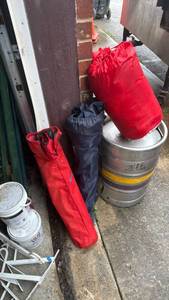 lot 5014 image: 3 chairs and 2 sleeping bags  - Retail $0