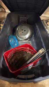 lot 5059 image: Propane boat grill  - Retail $0