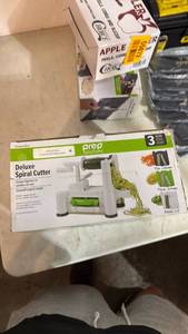 lot 5074 image: Prep Solutions Deluxe Spiral Cutter Countertop Spiralizer - Retail $0
