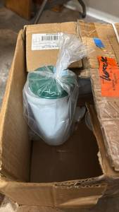 lot 5084 image: Box of store and pours  - Retail $0