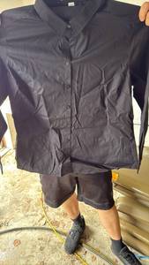 lot 5096 image: Lot of various new server shirts different sizes  - Retail $0