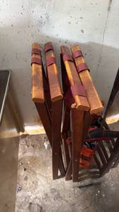 lot 5100 image: 2 clothes racks  - Retail $0