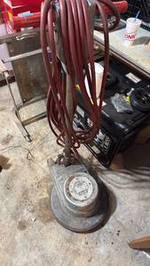 lot 5146 image: Floor Buffer Polisher Machine with Handle and Cord - Retail $0