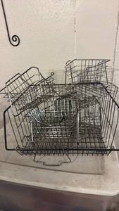 lot 5179 image: Metal cage baskets set  - Retail $0