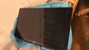 lot 5206 image: Westinghouse TV  - Retail $0