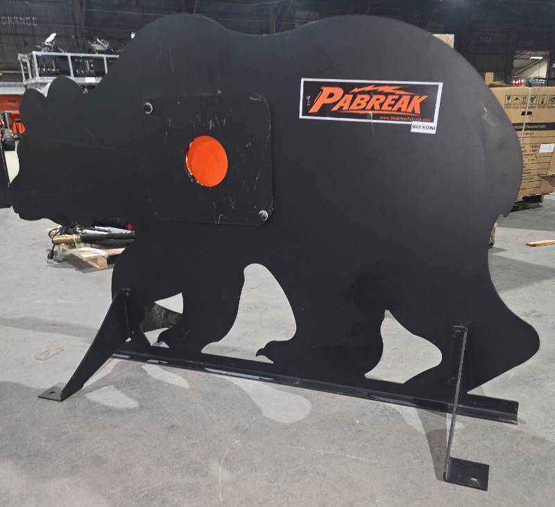 lot 1605 image: PABREAK Bear Shaped Shooting Target w Bolt On Stabilizing Foot Supports RB-2401