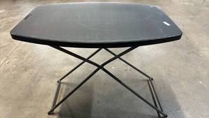 lot 2018 image: Peak form Adjustable Pedal Table Net Weight 9.2 lb