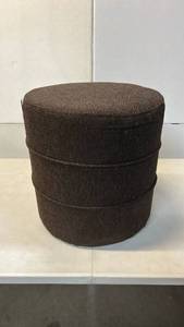 lot 8029 image: Threshold Round Upholstered Ottoman Pouf
