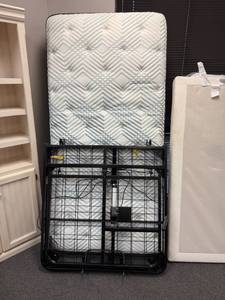 lot 904 image: Mattress Firm twin size adjustable frame and nice mattress