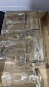 lot 1065 image: Glass impressions glasses set of 8