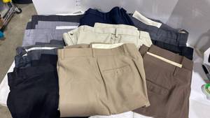 lot 1203 image: Mens dress pants sz 3632