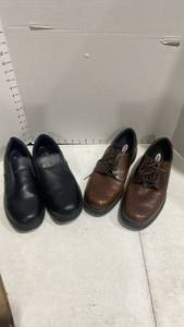 lot 1237 image: Mens shoes black 11W brown 10.5M