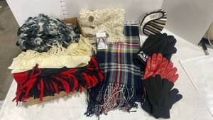 lot 1252 image: Winter scarves and gloves