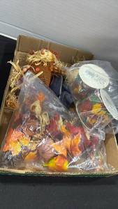 lot 1313 image: Fall decor