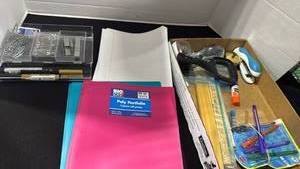 lot 1347 image: Office supplies