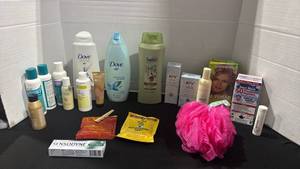 lot 1363 image: Personal Care & Beauty Product Lot - Hair Shampoo Conditioner Skincare Bath Accessories