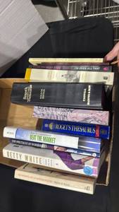 lot 1406 image: Lot of 12 Books Mixed Titles including Betty white and more