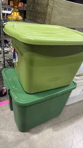 lot 1423 image: Rubbermaid and Sterilite Storage Containers with Lids, 2-Piece Set, Green