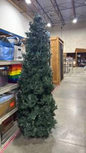 lot 1427 image: 6 foot prelit Christmas tree no box