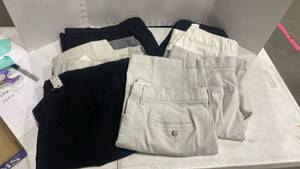 lot 1604 image: Ladies pants sz Petite 14