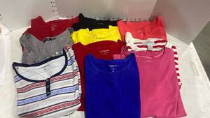 lot 1609 image: Ladies tshirts and tanks Petite Lg