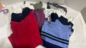 lot 1618 image: Ladies long sleeve tees sz Petite Lg and Lg