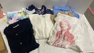 lot 1621 image: Ladies long sleeve tops and cardigans sz Sml and Med