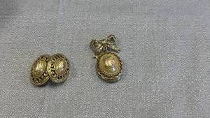 lot 1807 image: Vintage jewelry