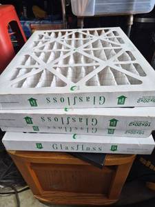 lot 117 image: Glassfloss Extended Surface Air Filter 16x20x4 Lot of 4
