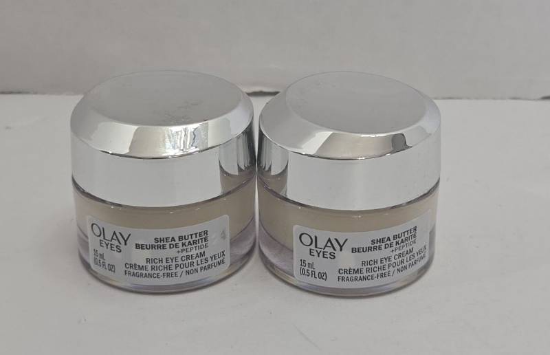 lot 7458 image: Olay Eye Cream Set of 2 Jars