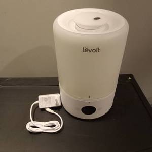 lot 912 image: Levoit Smart Top-Fill Humidifier