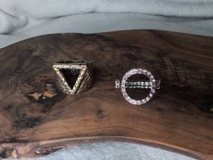 lot 1204 image: Fashion Rings Lot Triangular &amp Circular Stone Set - 2 ct