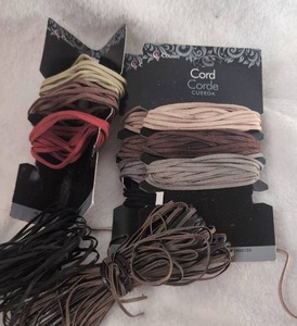 lot 1604 image: Cousin Cord 40 ft Cuerda Multiple Color Strands Lot