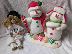 lot 1612 image: Christmas Decorative Lot Doll Snowman Figures Candy Cane