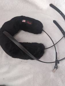 lot 1617 image: Walsh Shadow Roll 1511S-BK Equestrian Tool
